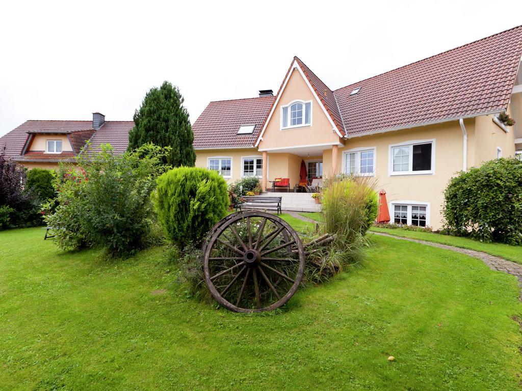 Cozy Apartment In Gerolstein With Garden 外观 照片